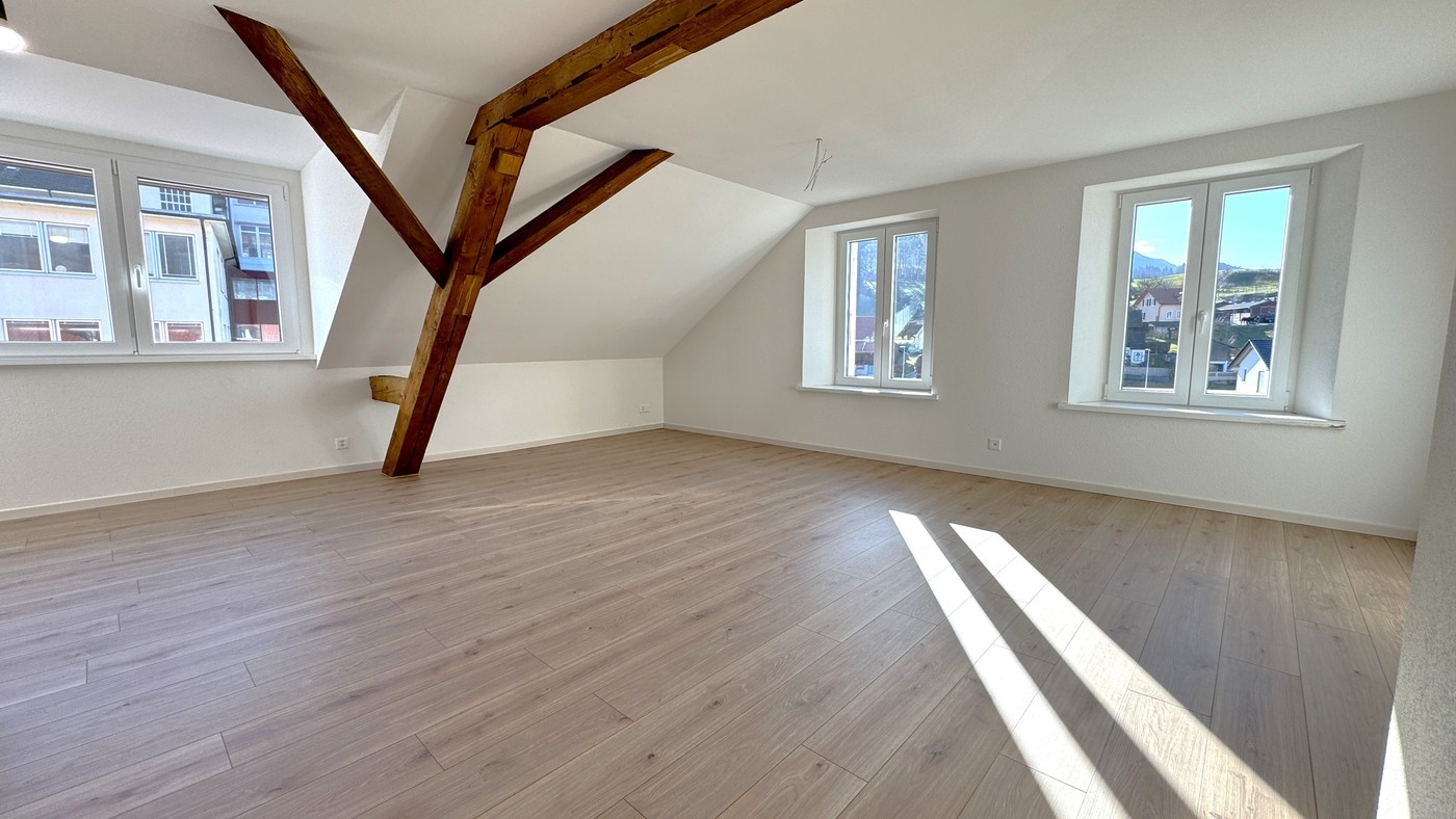 3 ½ locali mansarda, foto 1 di 10