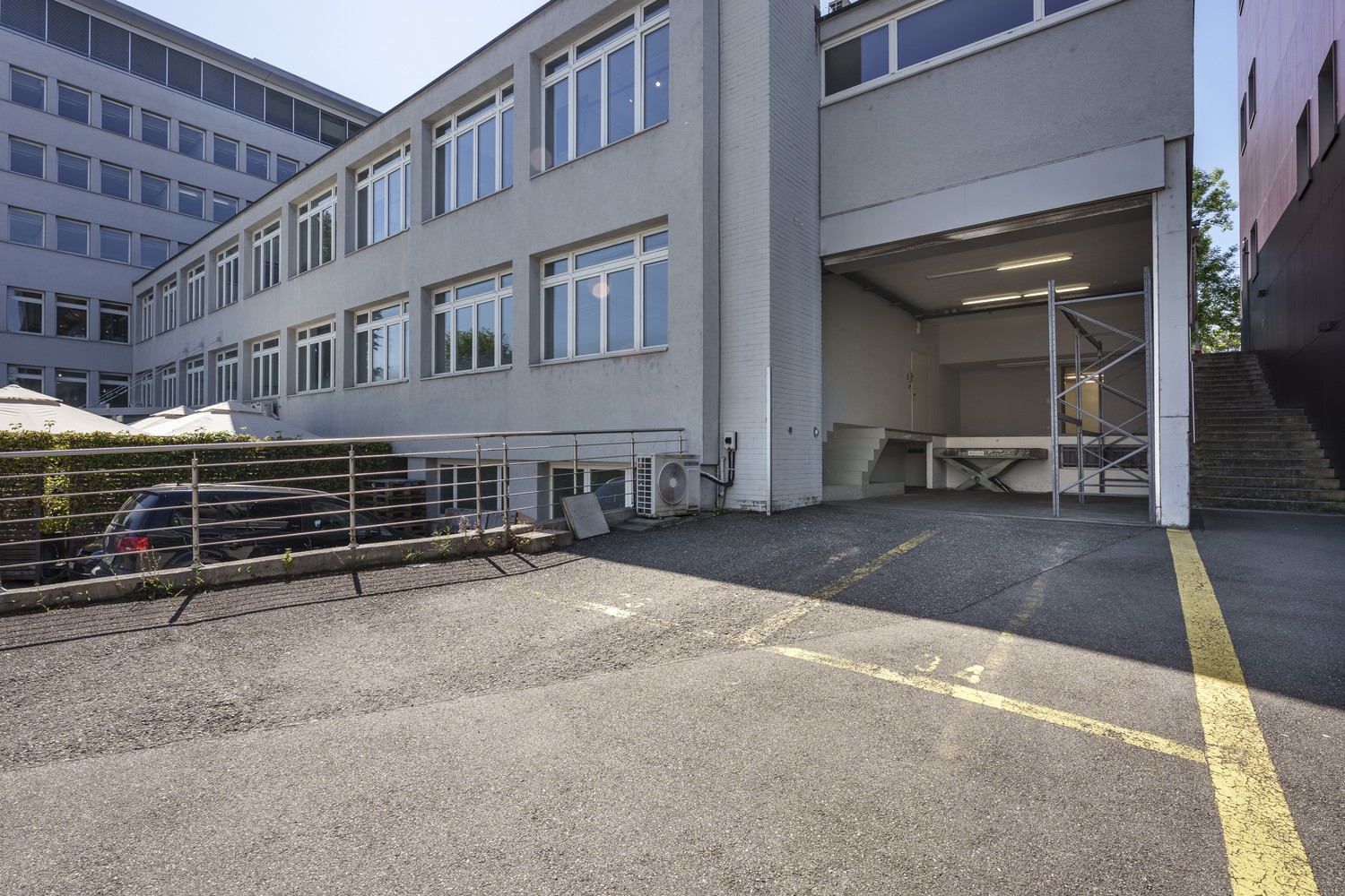 863m² ufficio