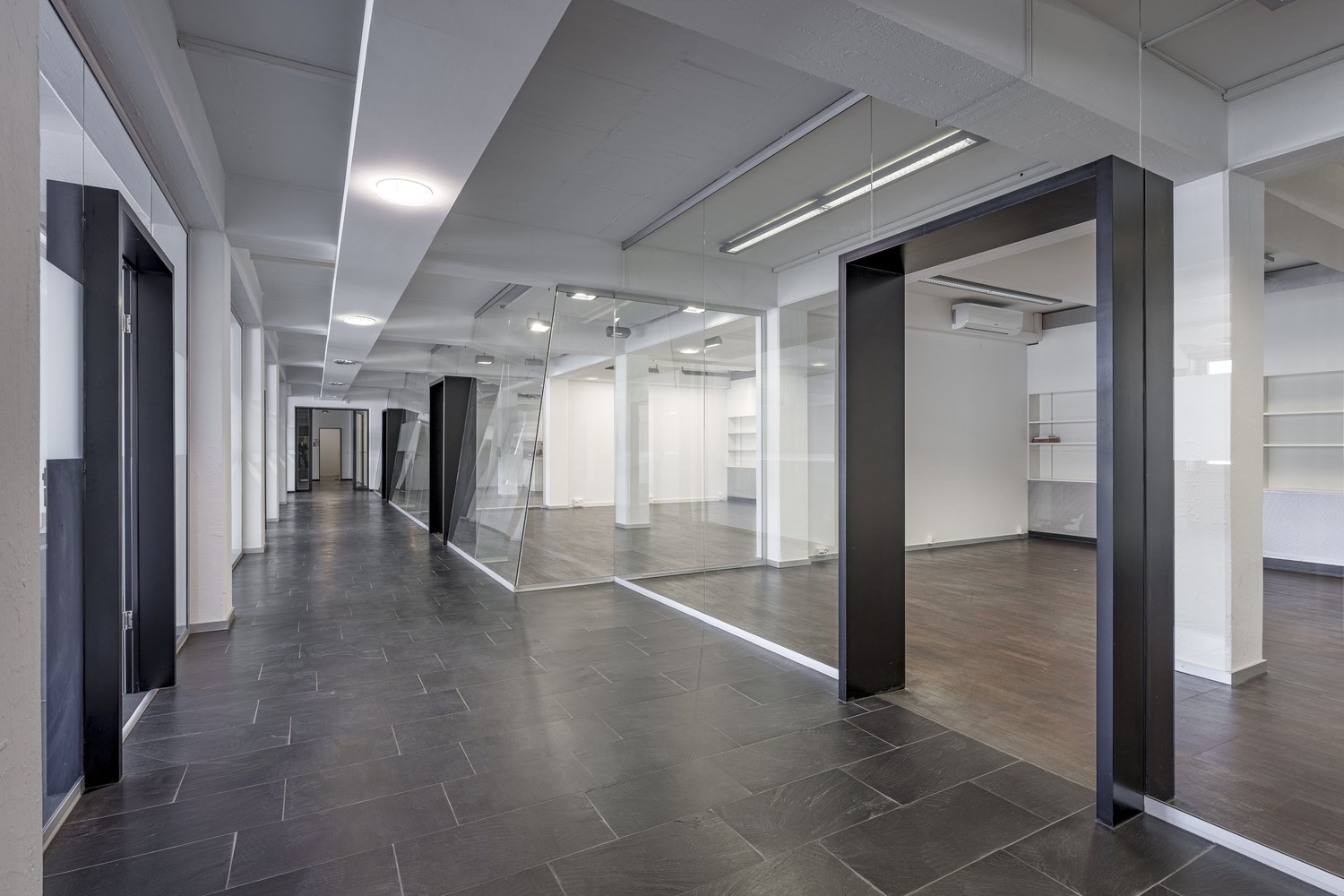863m² ufficio