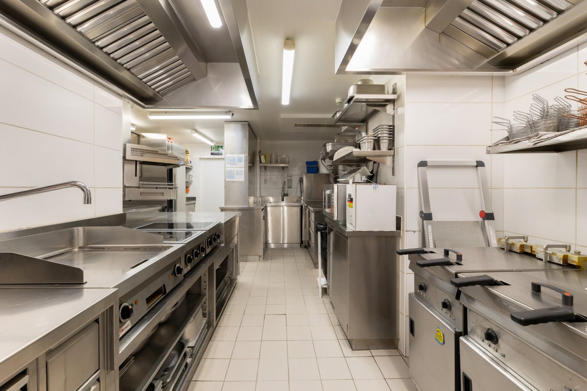 Ristorante di 400m²