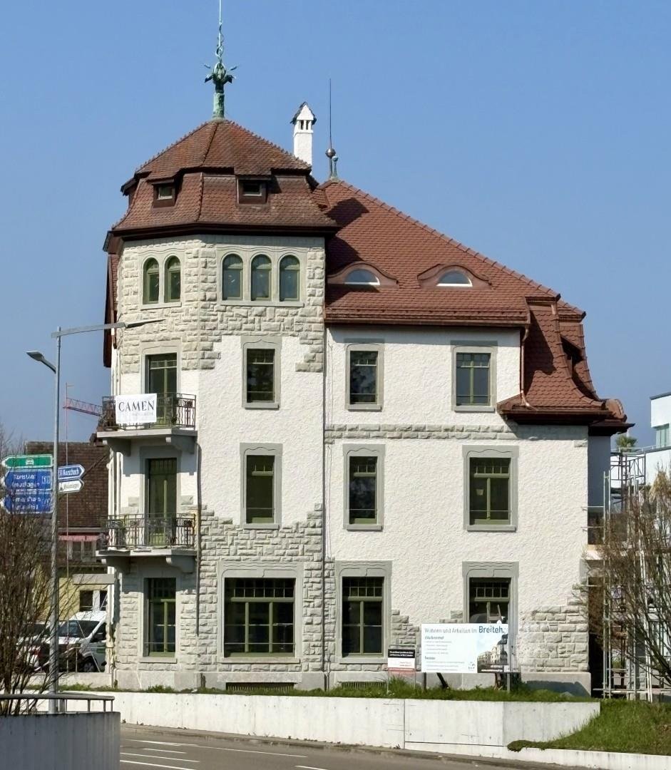 6 rooms apartment
