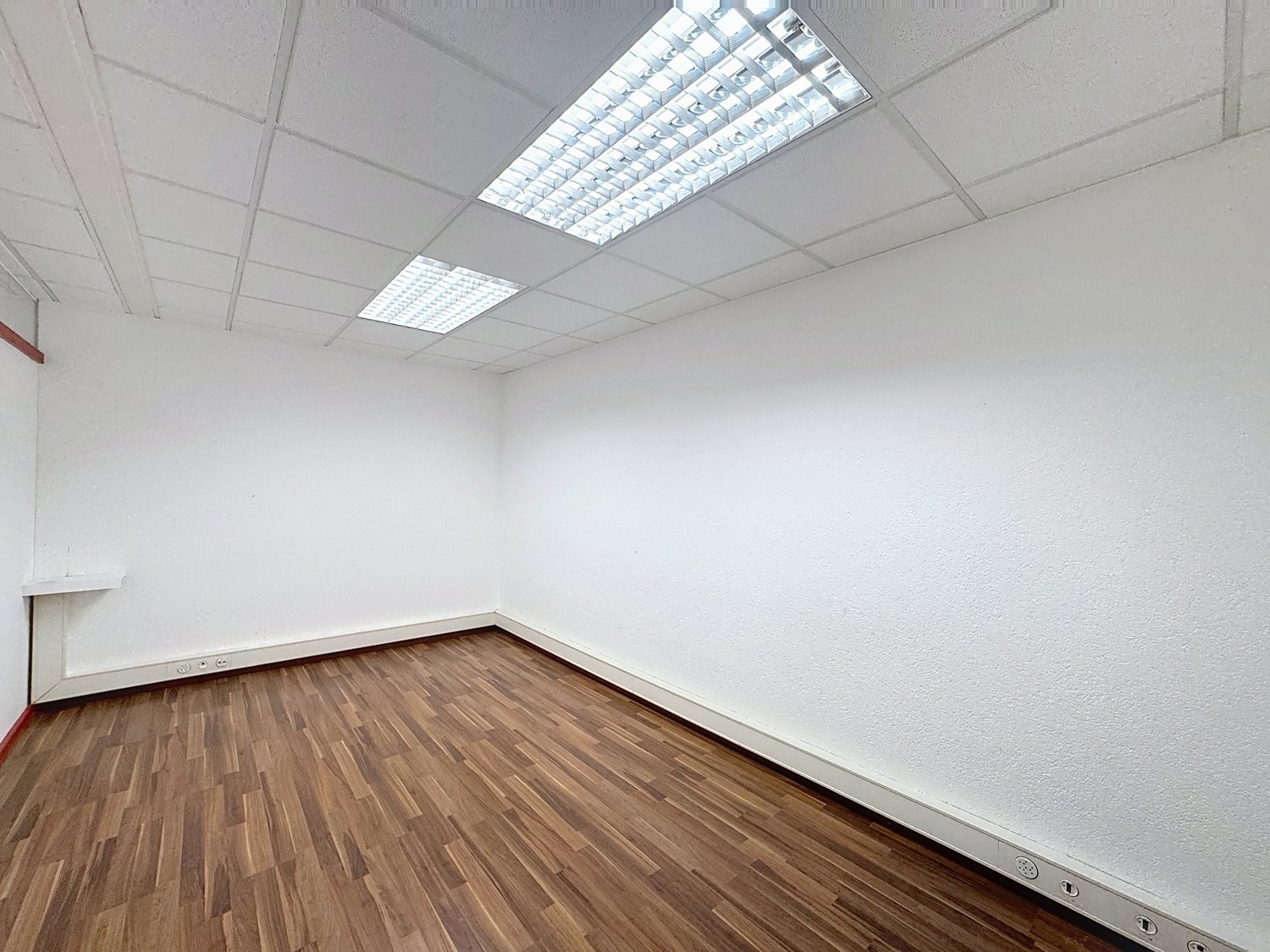 negozio di 145m²