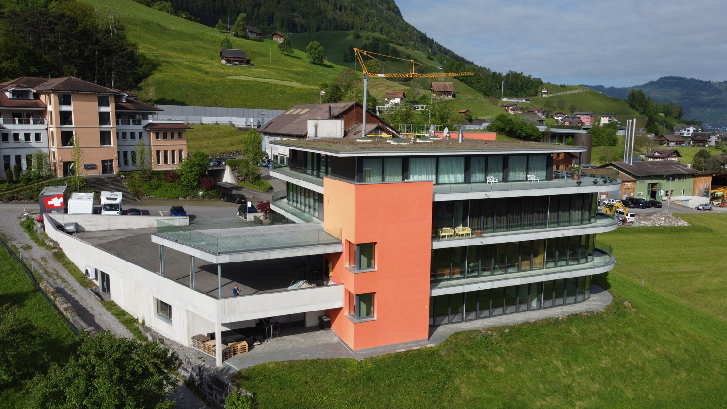 1143m² office
