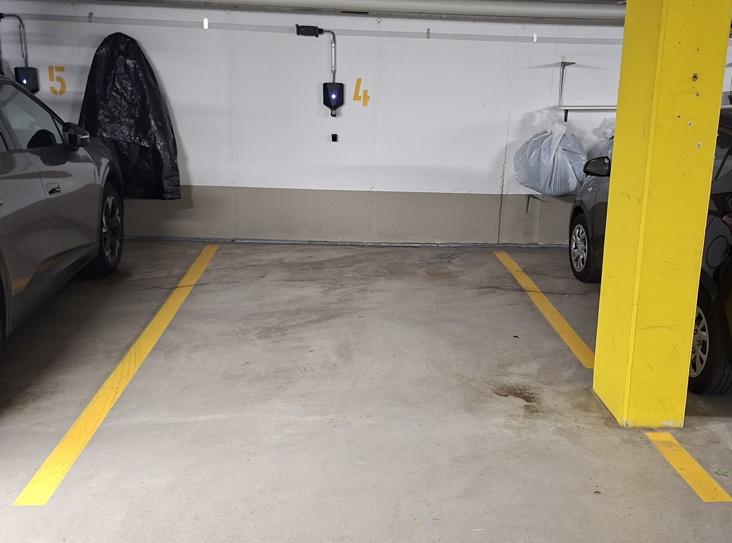 18m² posto aperto, foto 2 di 3