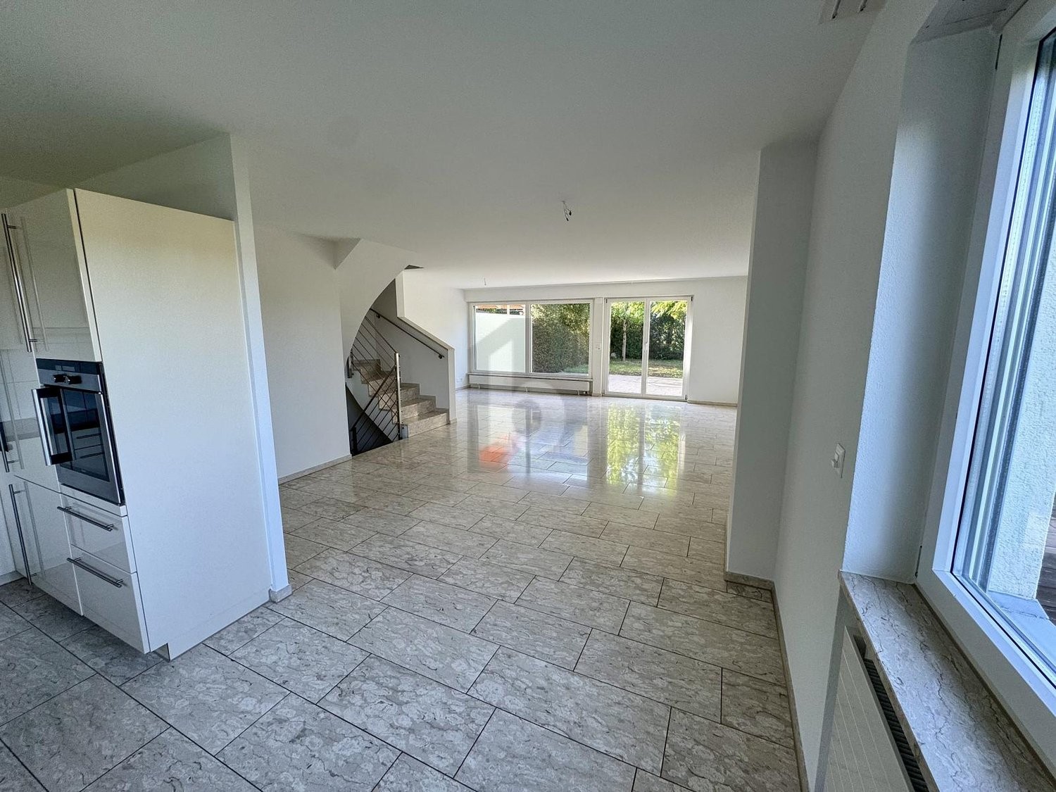 Casa a schiera con 5 ½ locali, foto 3 di 4