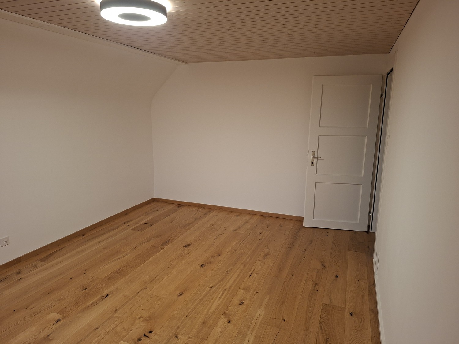 Stanza in un appartamento condiviso, foto 4 di 5