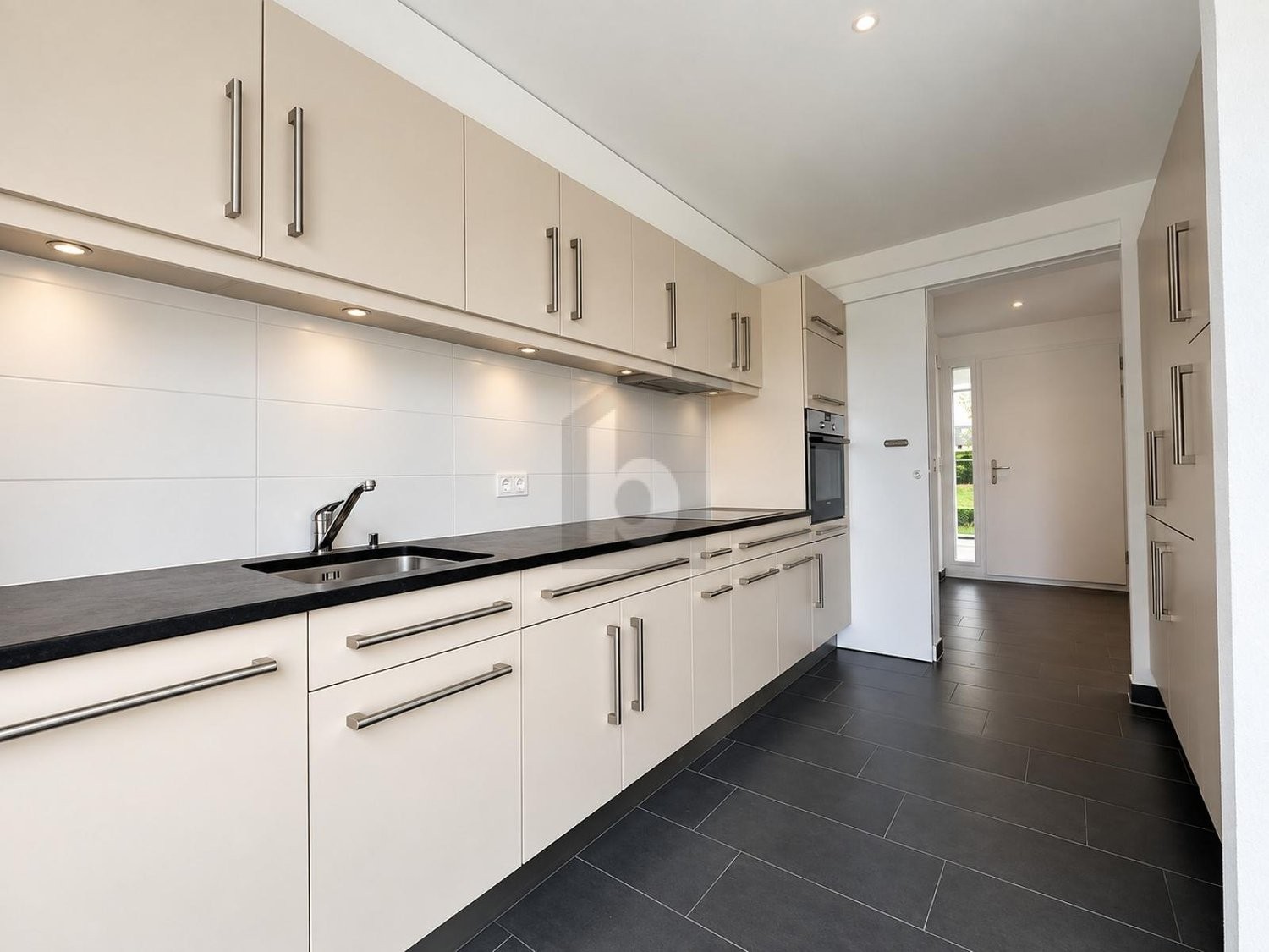 Casa a schiera di 3 ½ locali, foto 3 di 4