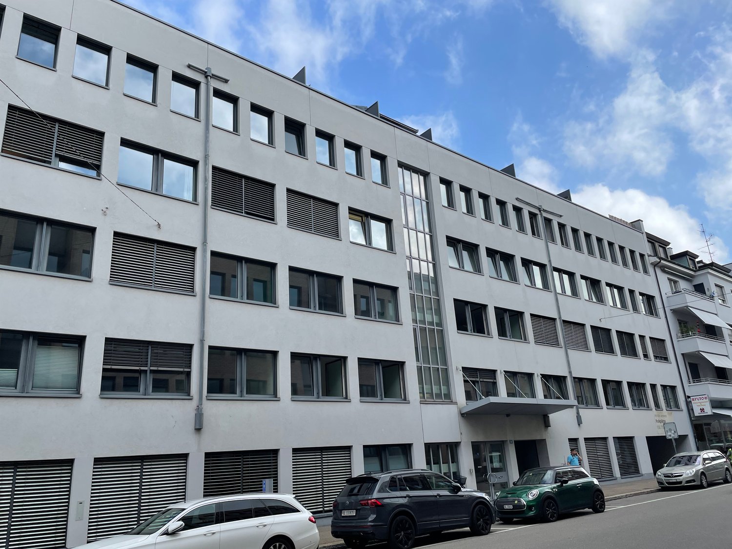 200m² grande magazzino