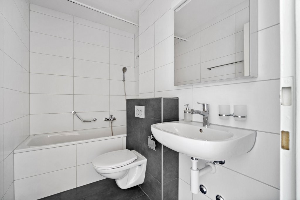 appartamento con 4 locali, foto 3 di 7