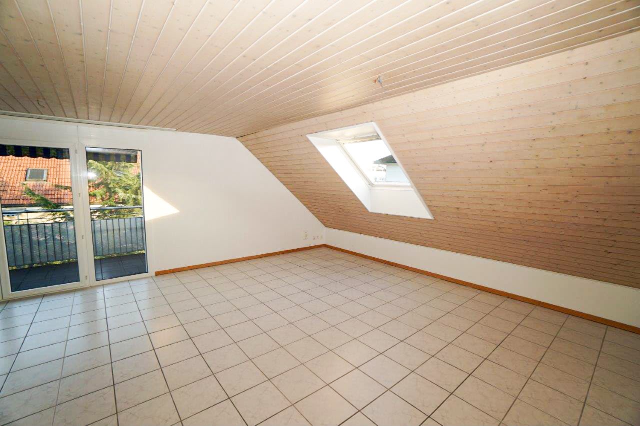 appartamento mansardato di 2 ½ locali, foto 4 di 9