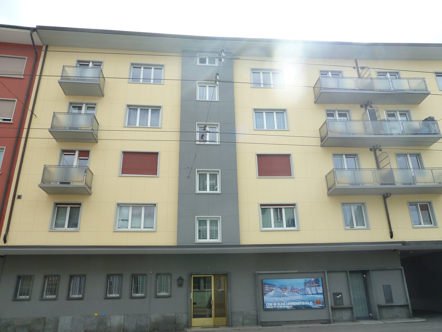 158m² commerciale