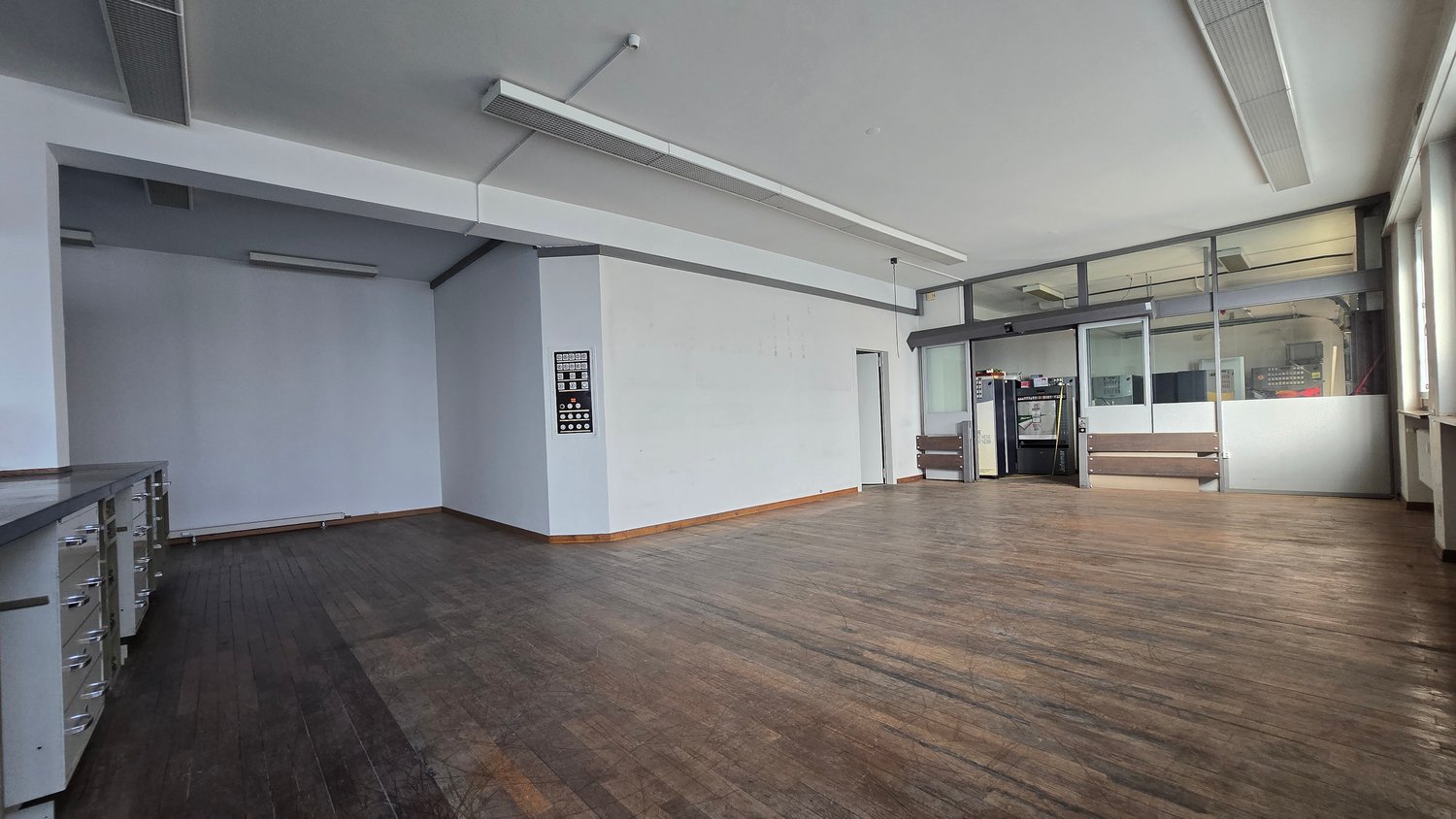 158m² commerciale