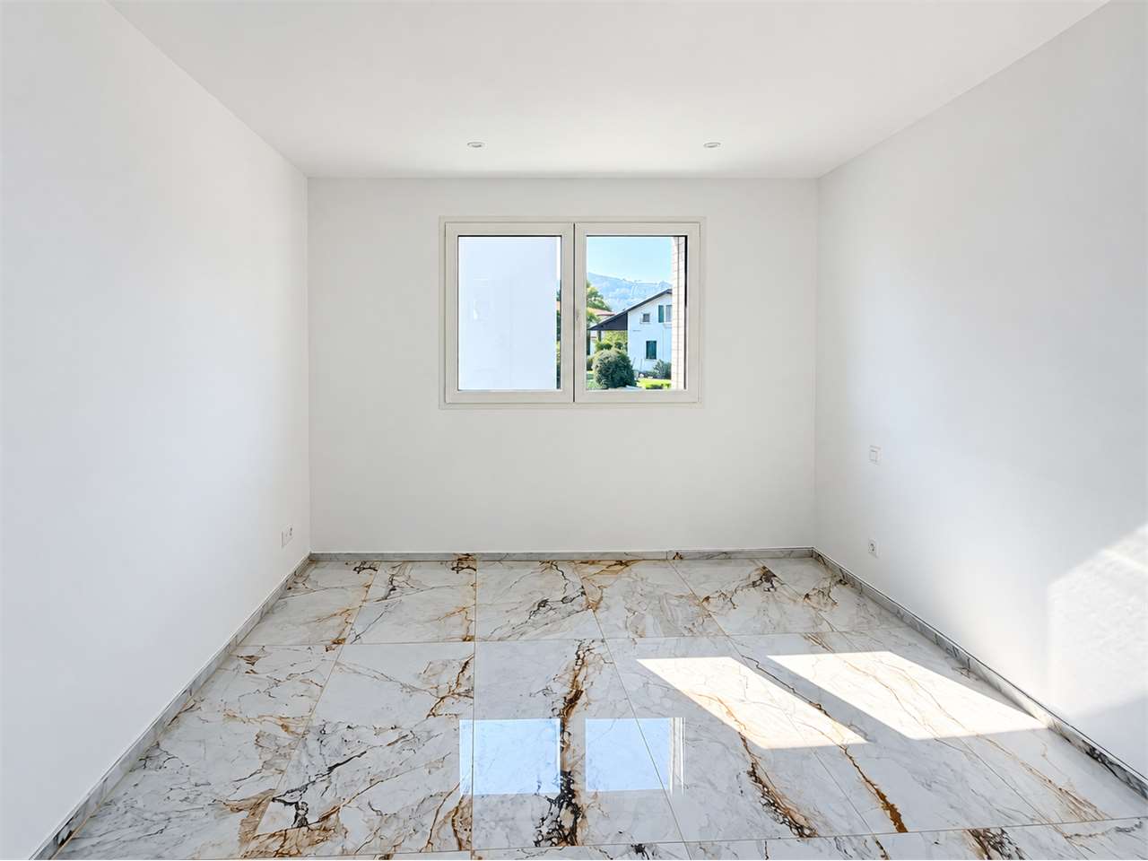 2 ½ rooms apartment, foto 4 di 8