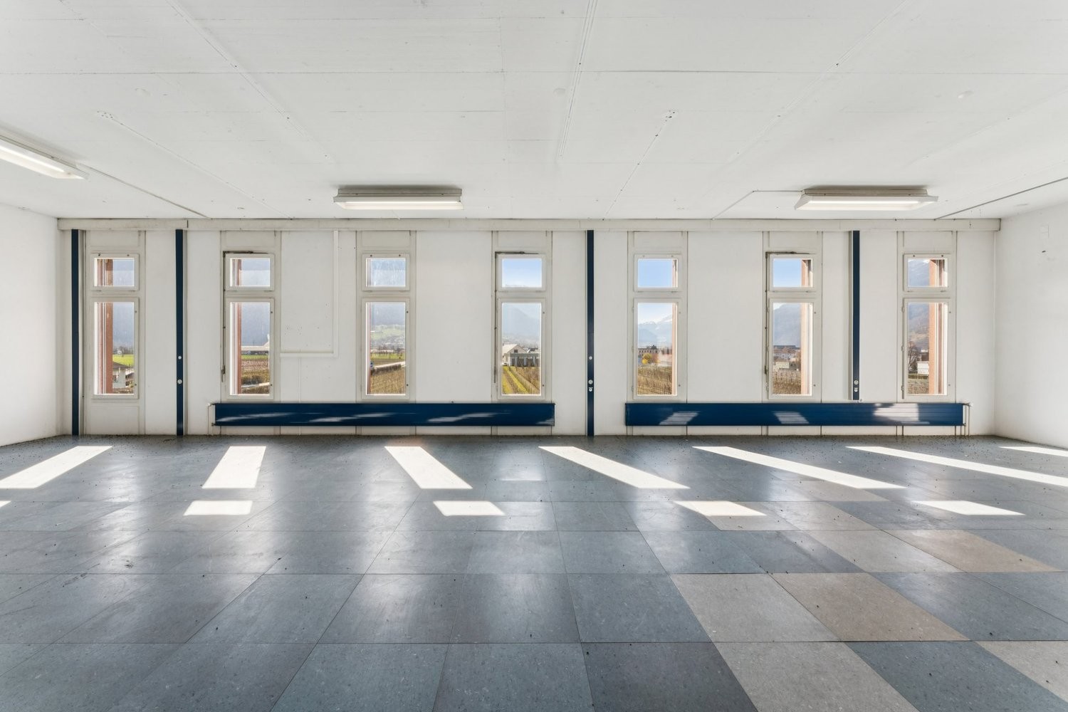 200m² commerciale