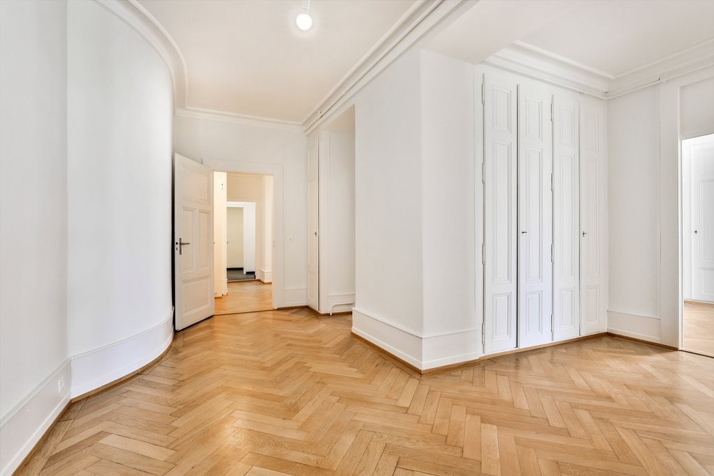 Appartamento di 4 locali, foto 9 di 10