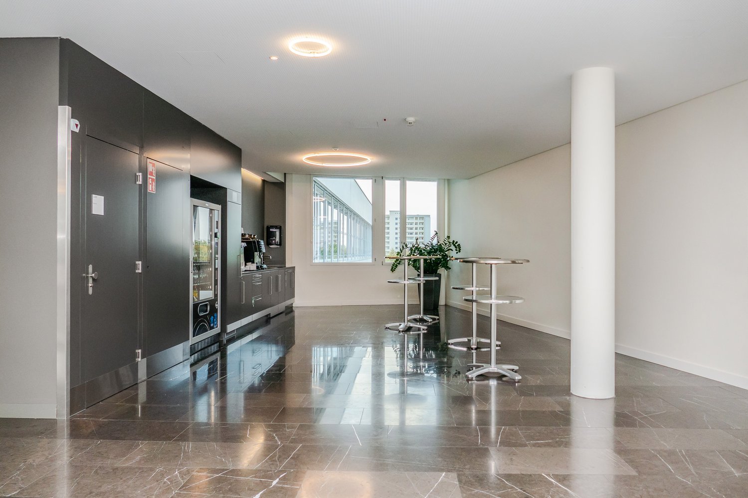 570m² ufficio, foto 9 di 10