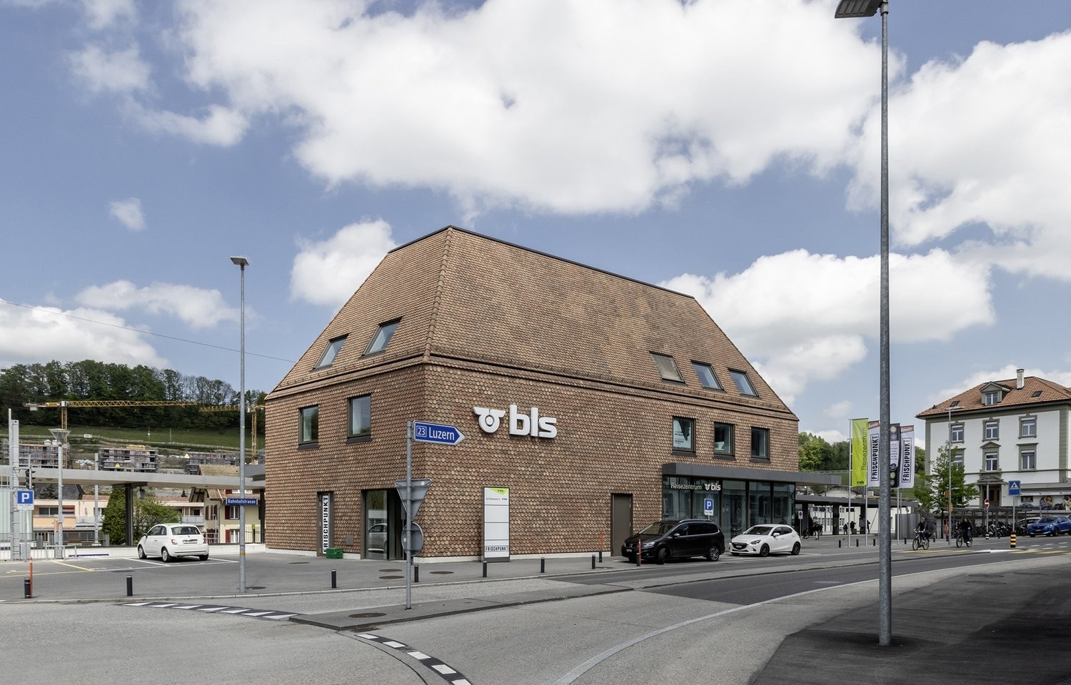 73m² office