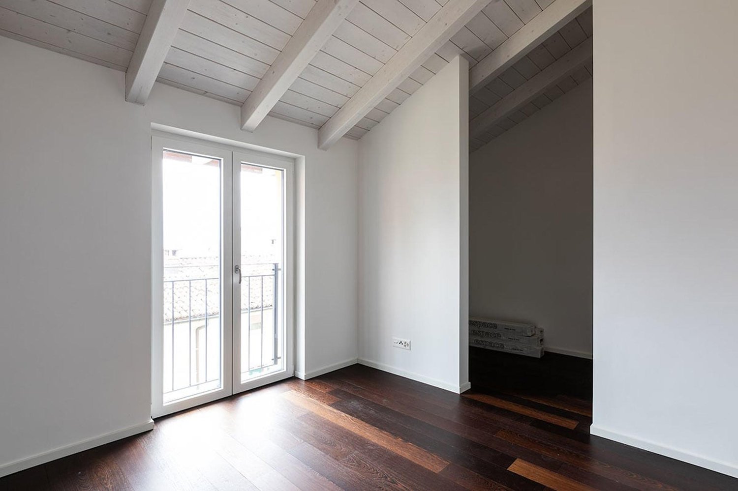 4 ½ rooms attic flat, foto 6 di 8