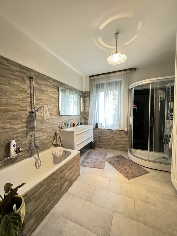6 stanze casa a schiera