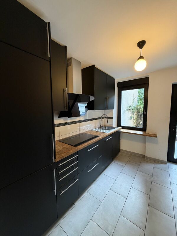 6 stanze casa a schiera