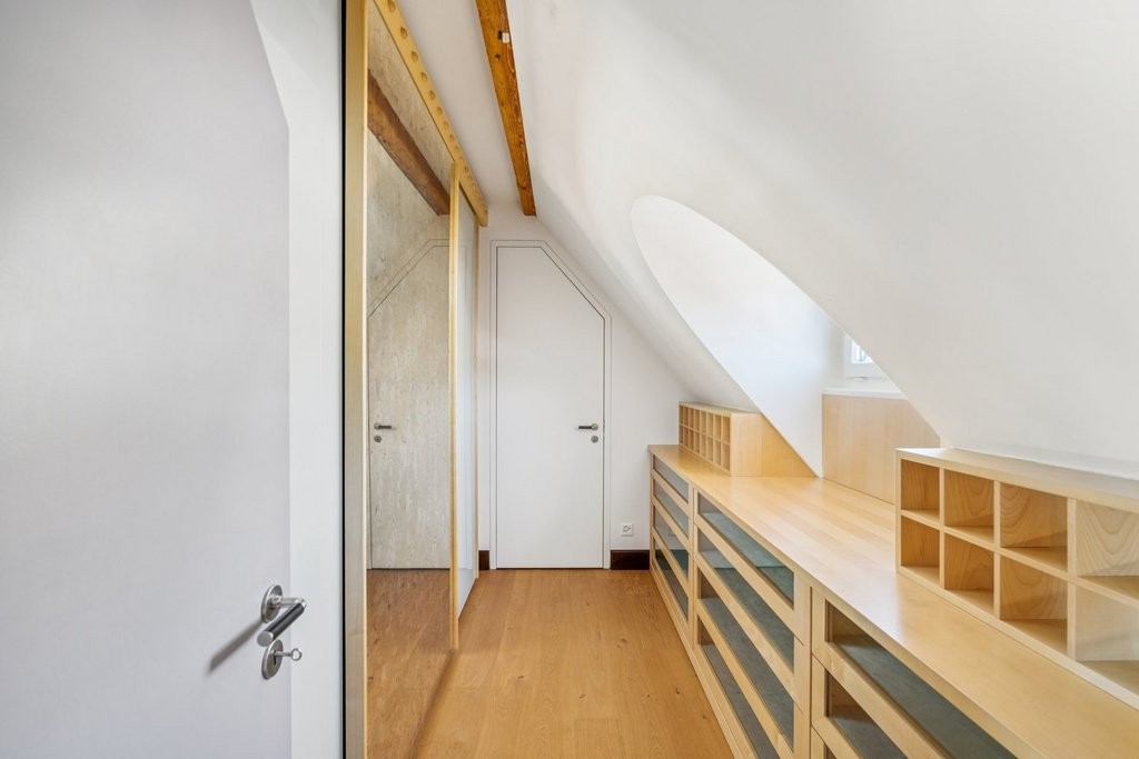 ufficio di 366m²