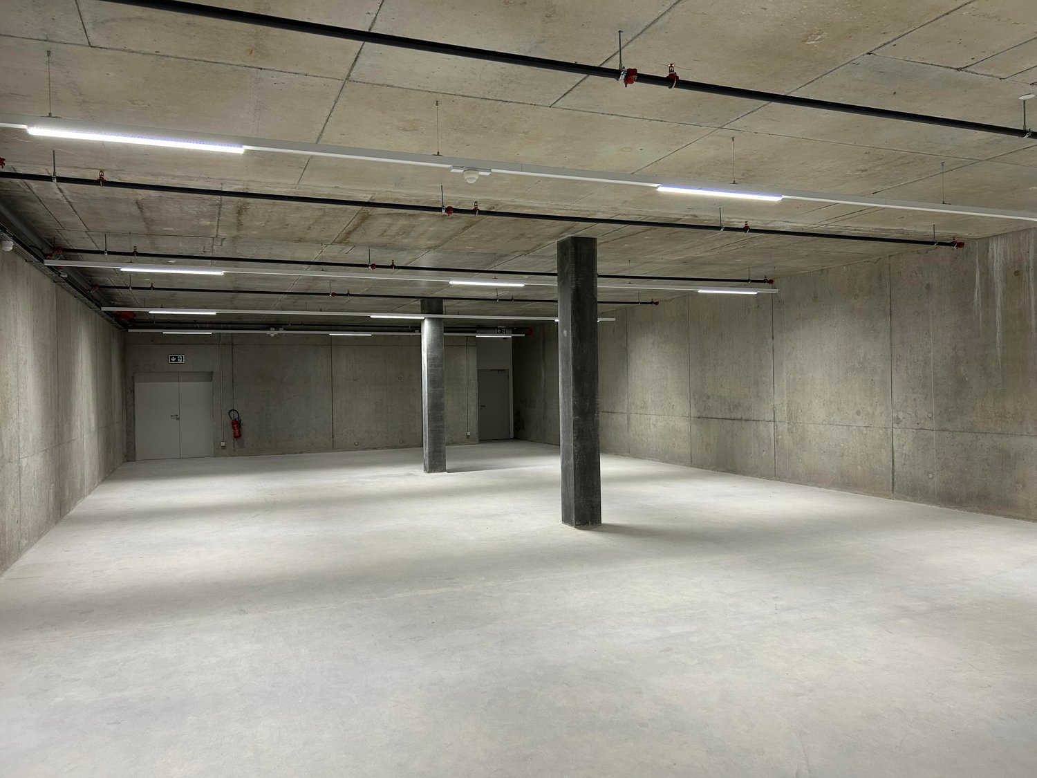 1000m² industrial object
