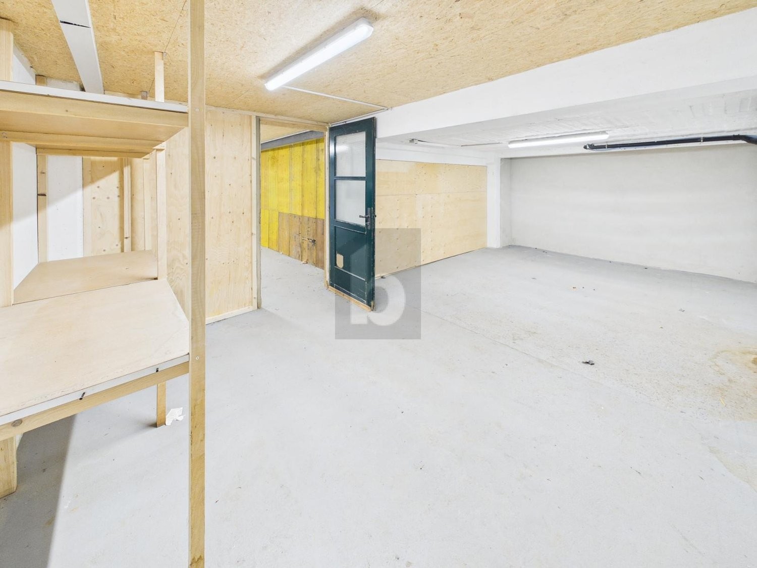 atelier di 260m²