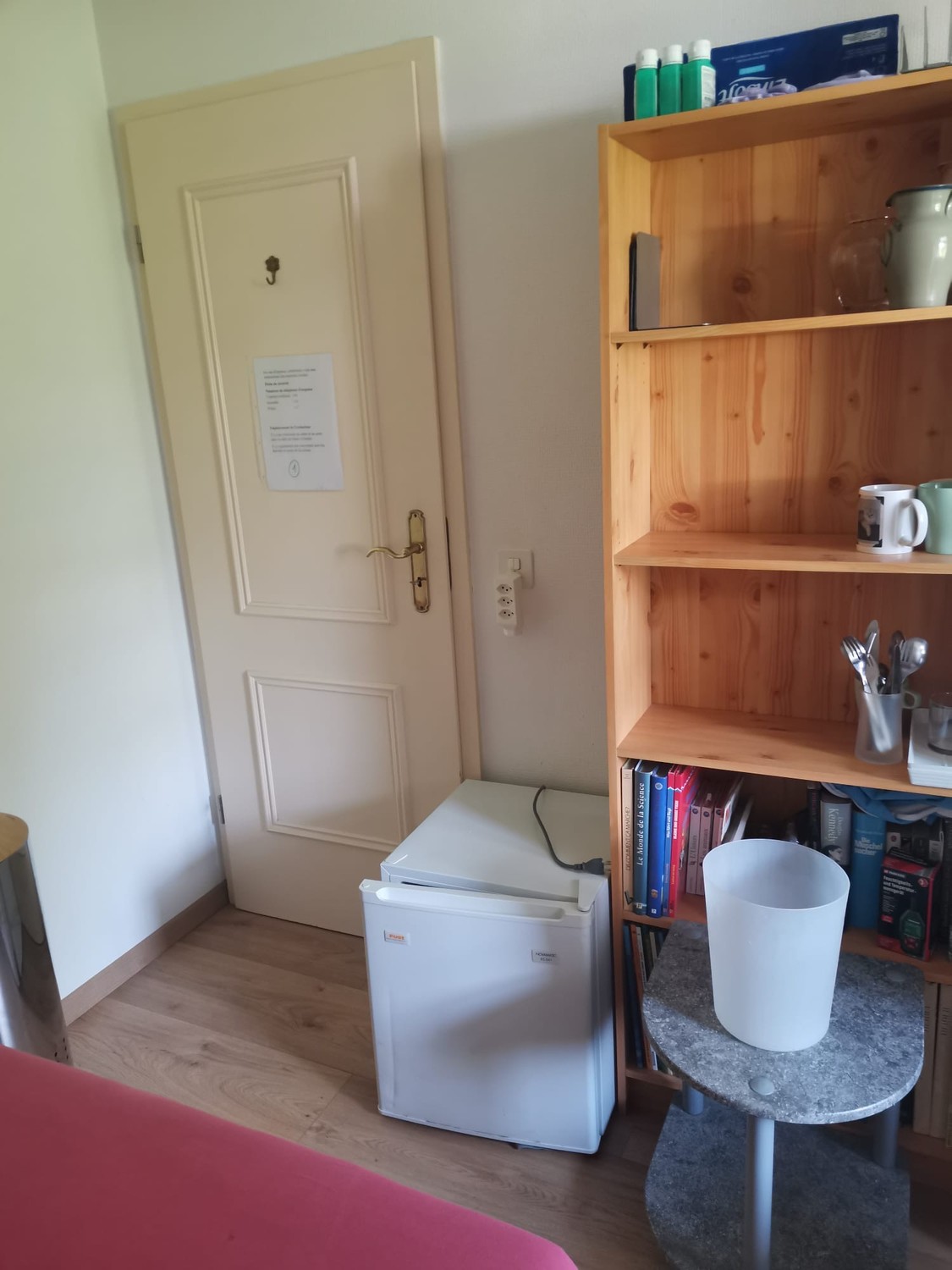 Stanza in un appartamento condiviso, foto 5 di 10