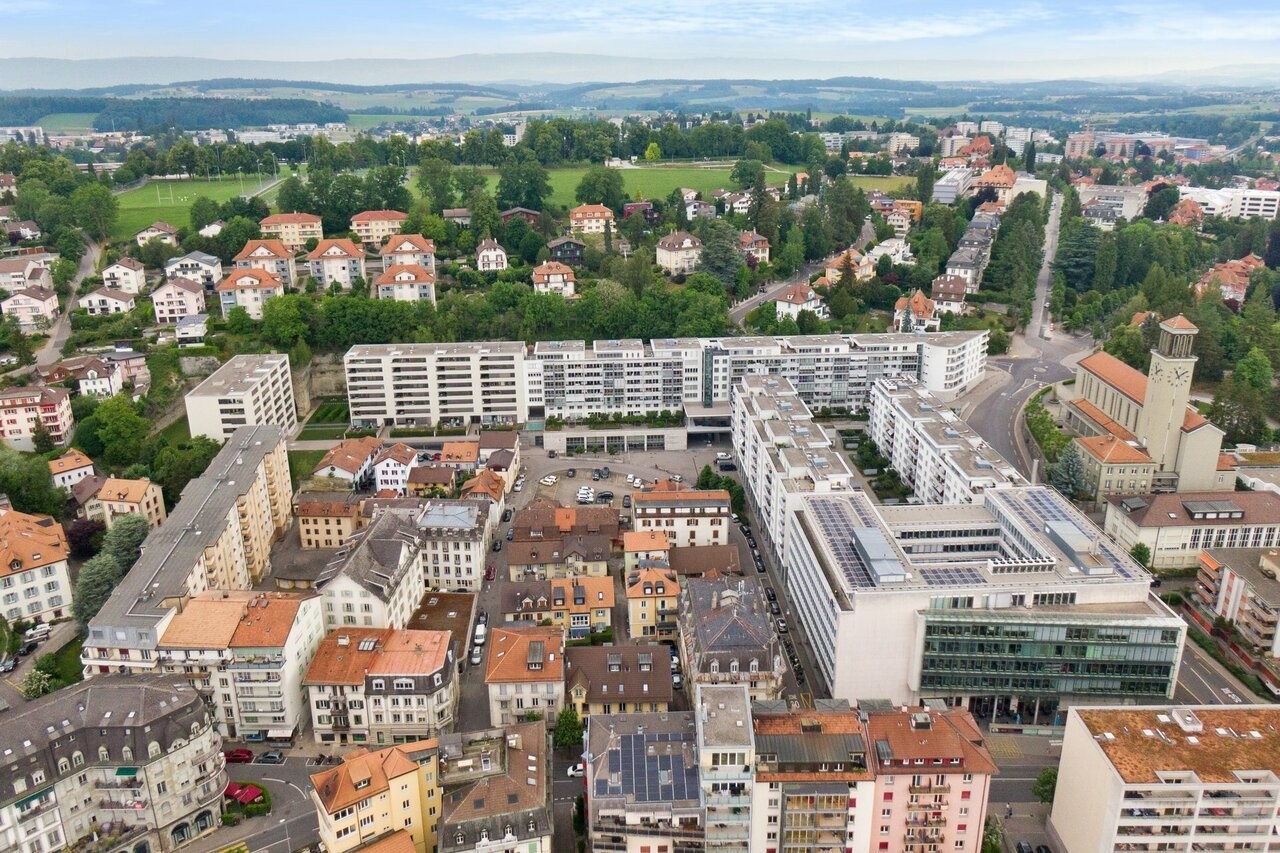 1130m² commerciale