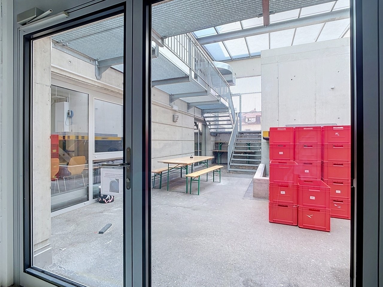 1130m² commerciale