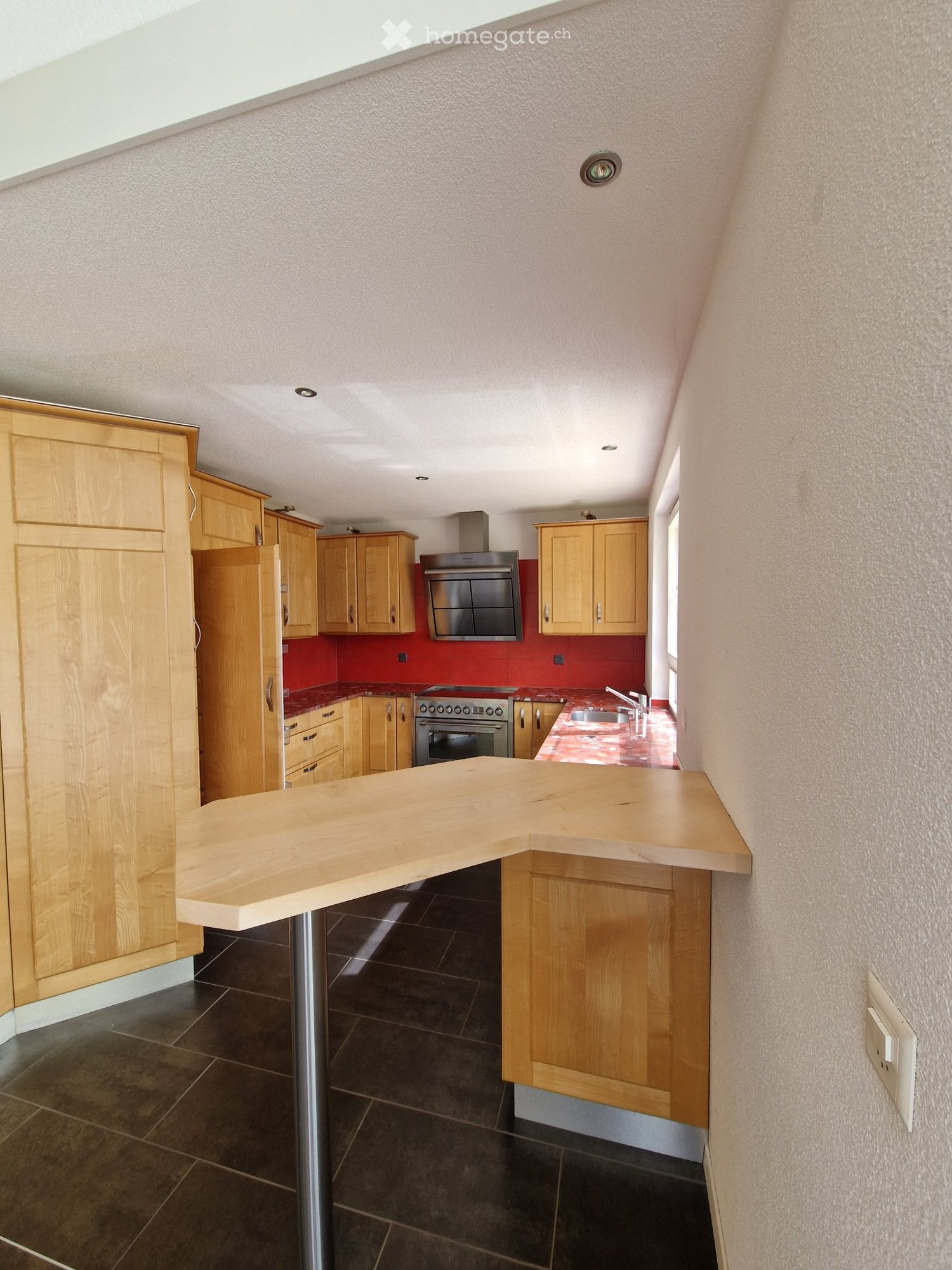 6 rooms single house