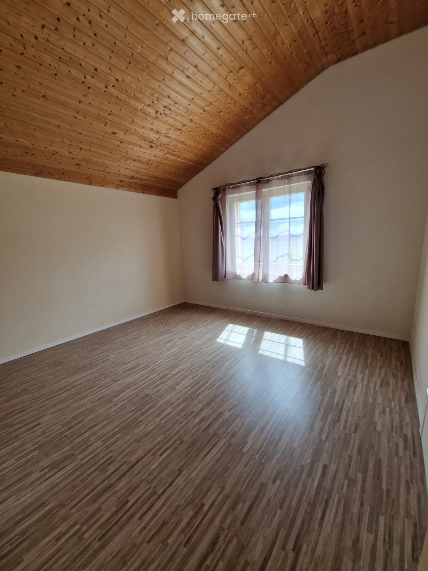 6 rooms single house