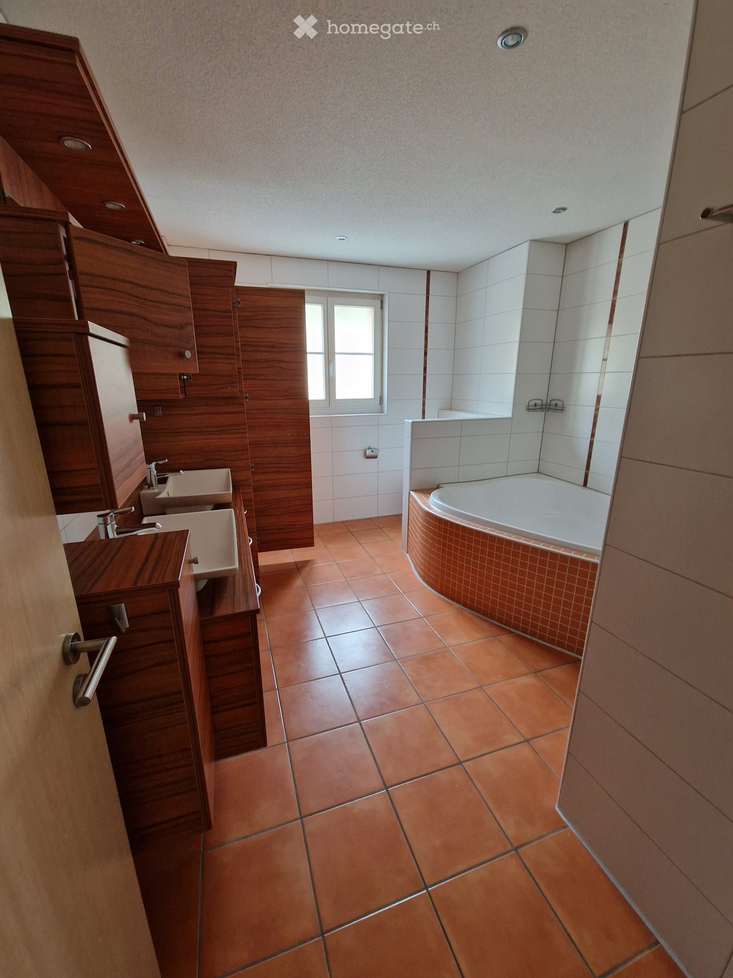 6 rooms single house