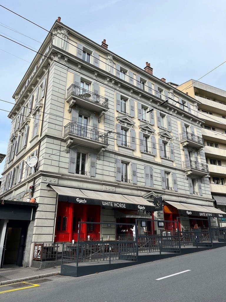 2 rooms mansard, foto 1 di 3