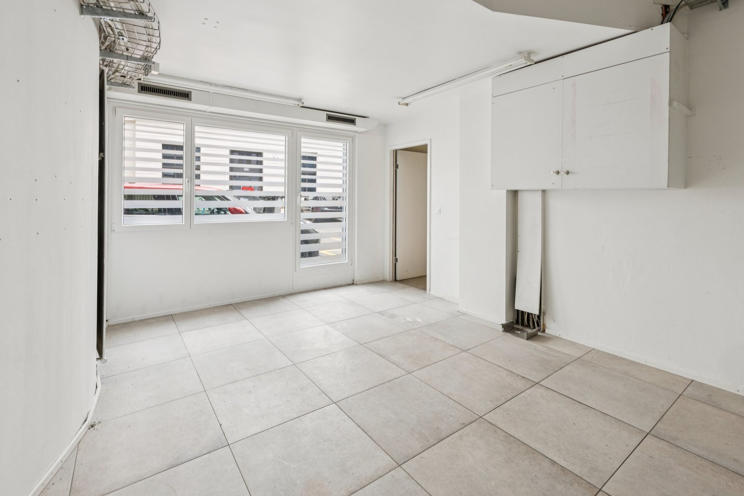 negozio di 143m²