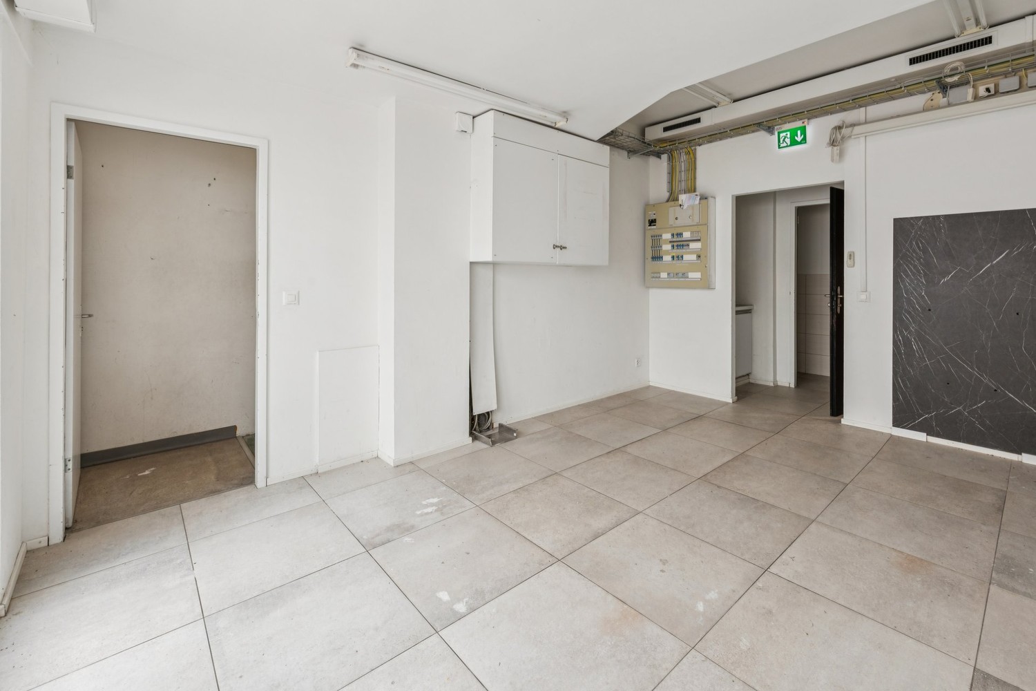 negozio di 143m²
