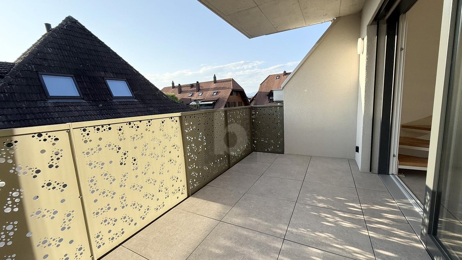 Appartamento mansardato di 2 ½ locali, foto 3 di 4