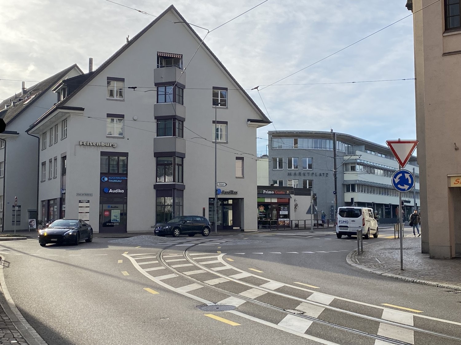negozio di 400m²