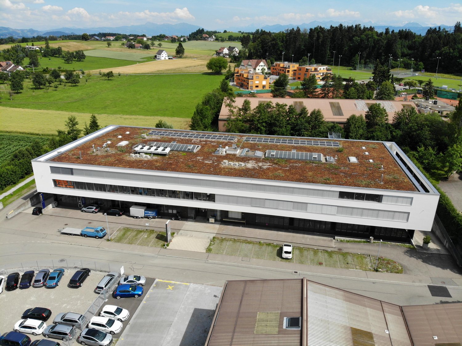 Locale di magazzino di 100m²