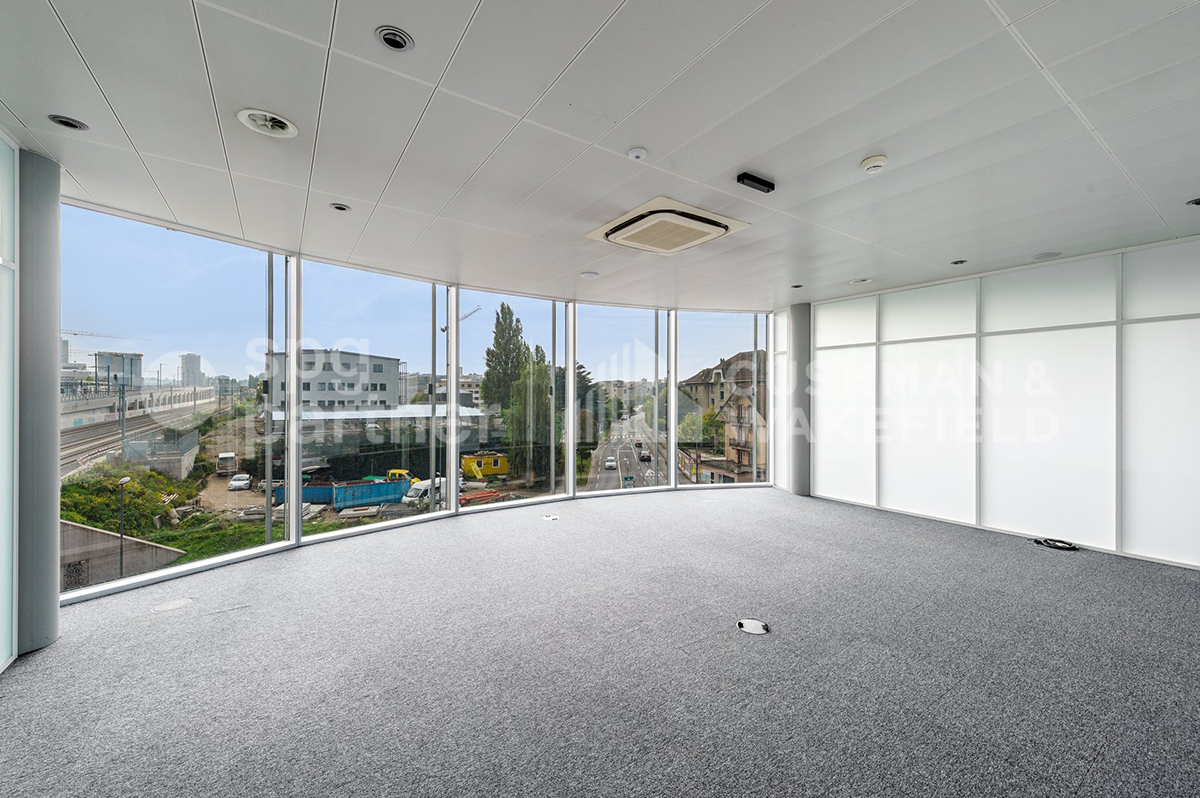4000m² office