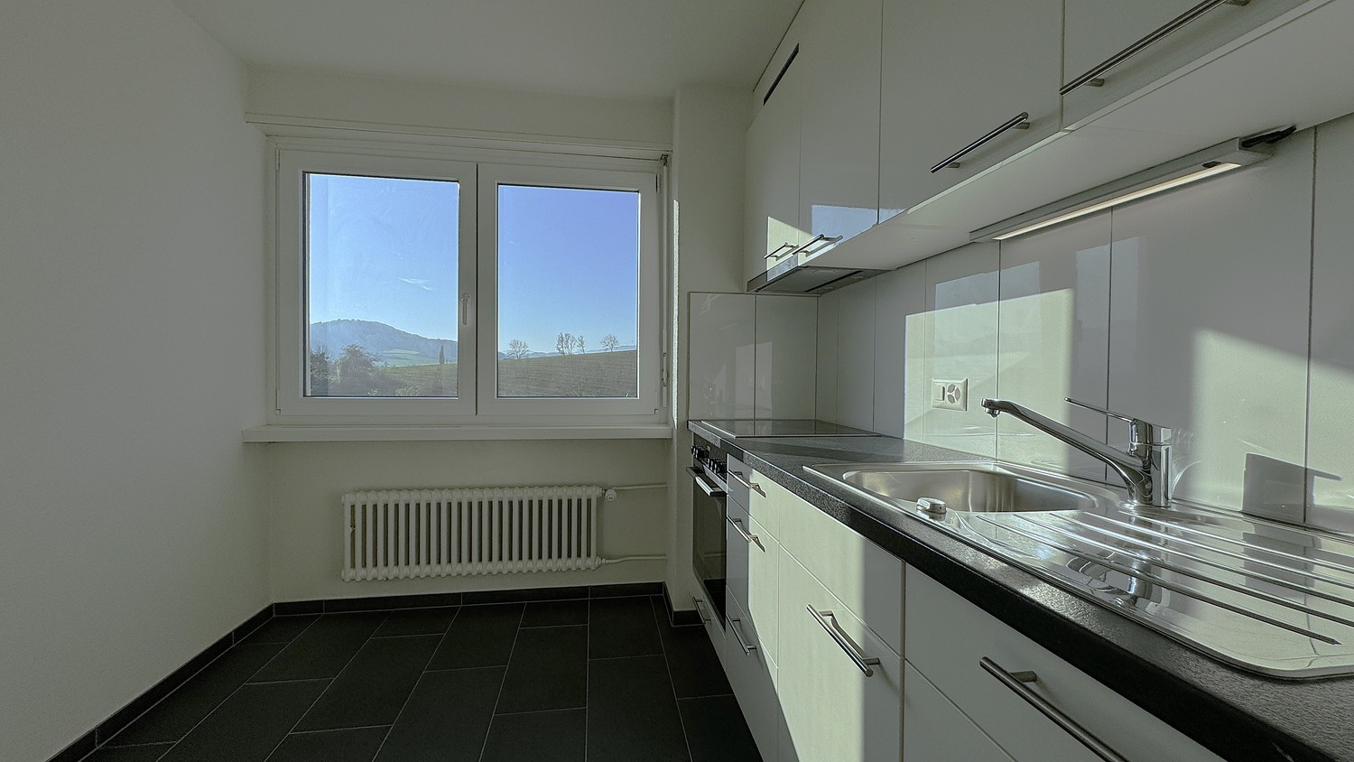 Appartamento di 3 ½ locali, foto 1 di 8