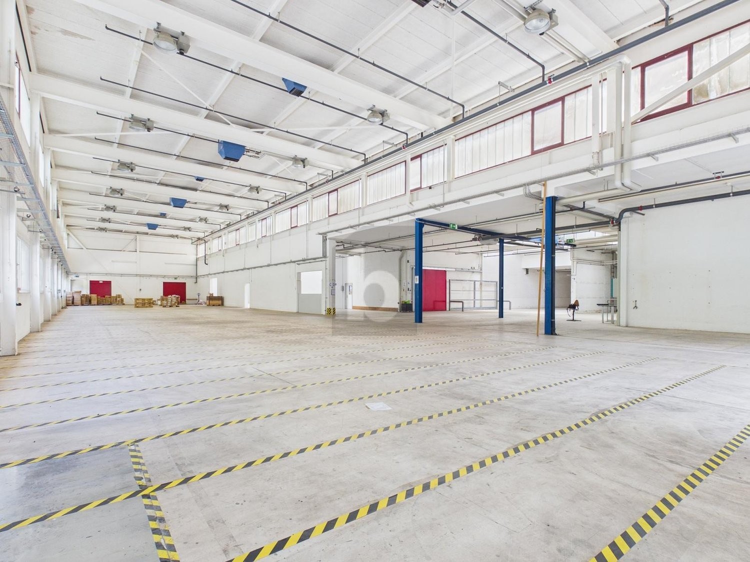 1336m² industrial object
