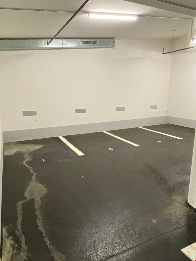 Posti auto coperti per biciclette