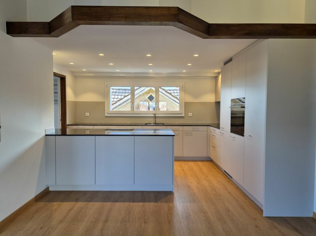 Appartamento mansardato di 2 ½ locali, foto 1 di 10