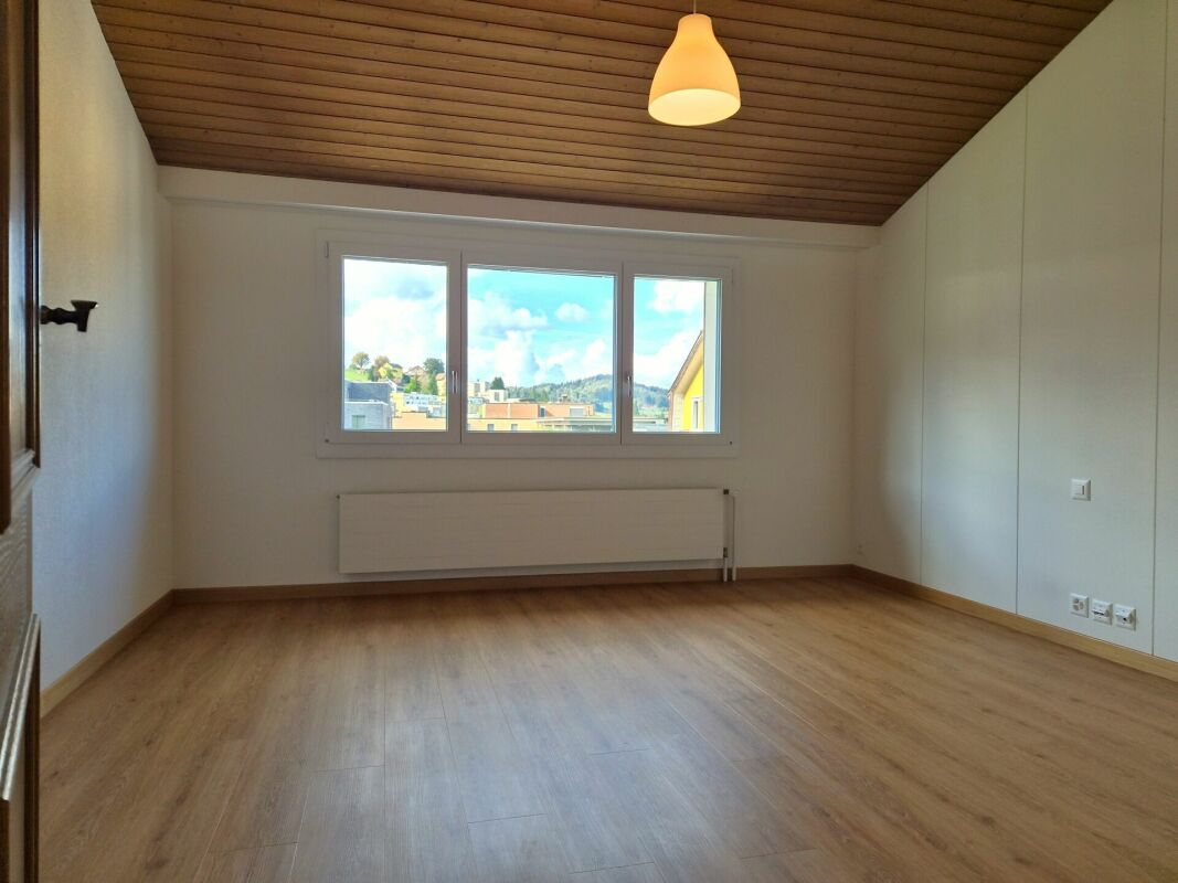 Appartamento mansardato di 2 ½ locali, foto 7 di 10