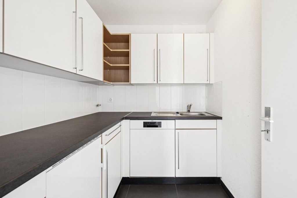 ufficio di 198m², foto 2 di 10