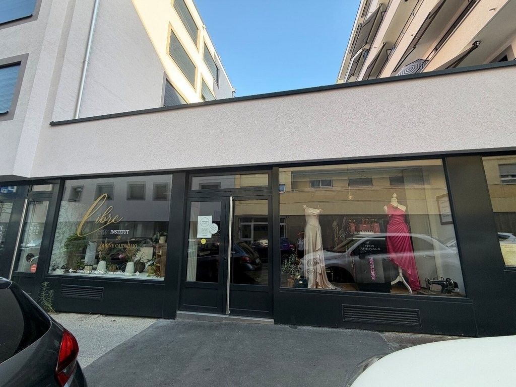 negozio di 60m²