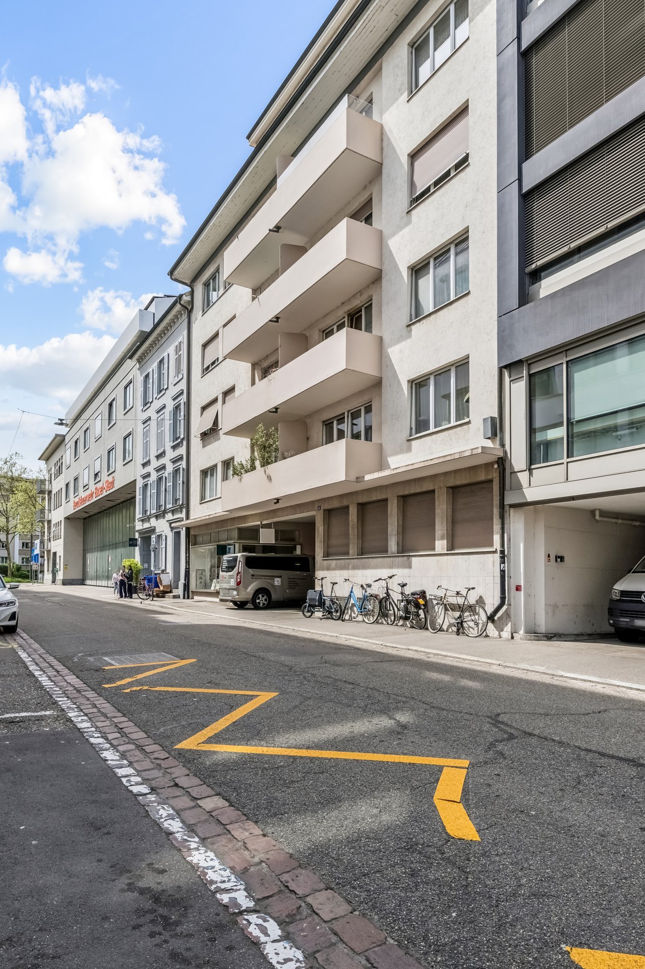 172m² office, foto 1 di 7