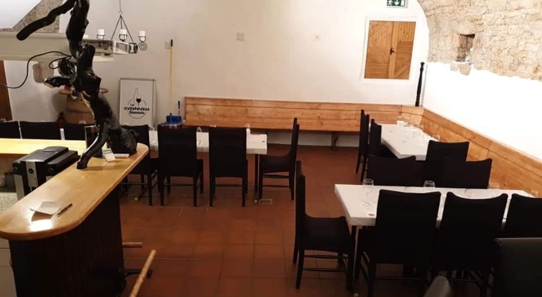 Bar, foto 3 di 4