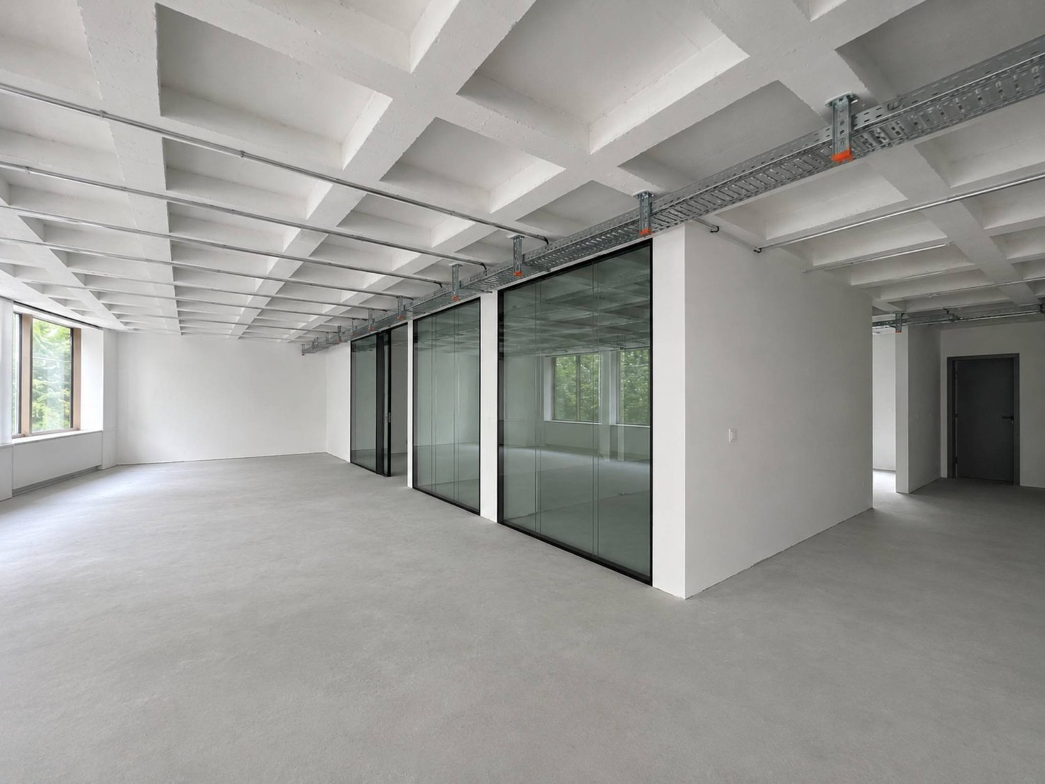 ufficio di 244m², foto 1 di 8